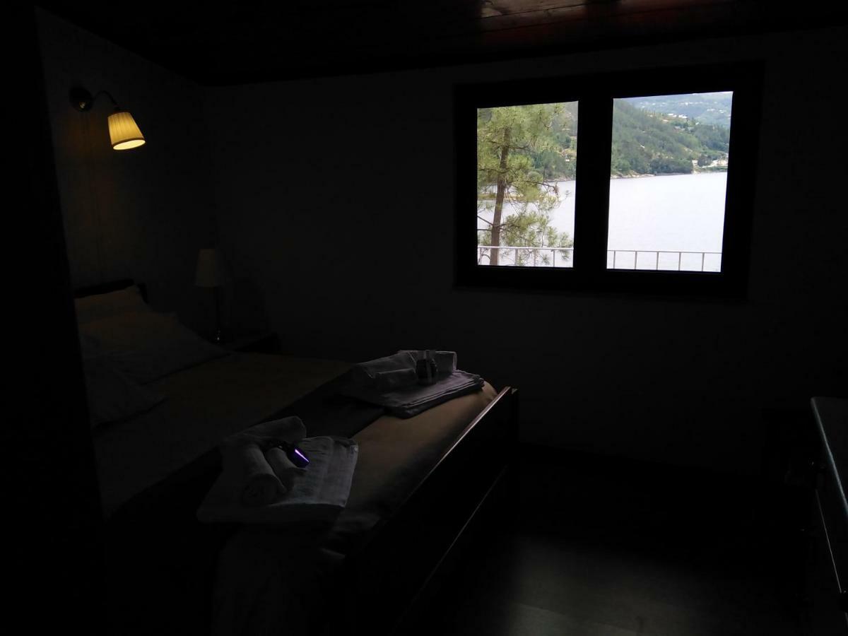 Casa Do Avo Xico - Geres Lake House - 10Pax Εξωτερικό φωτογραφία